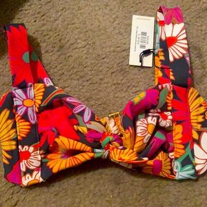 Montce swim NWT janeane floral Kayla bikini top